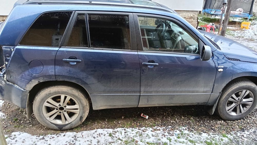 Dezmembrez grand vitara 2006 1.9 ddis