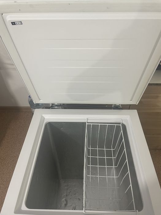 Продам морозильную камеру
