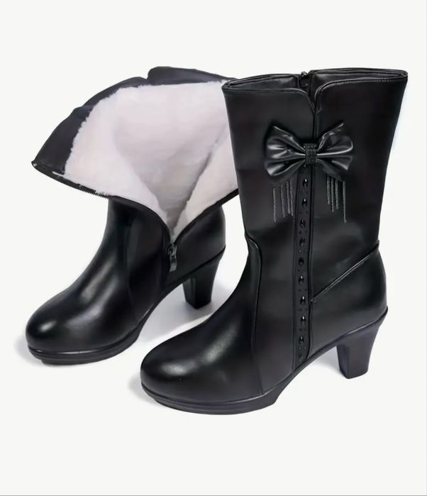 Черни ботуши с токче