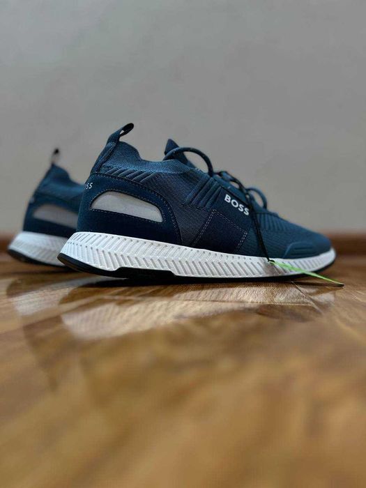 BOSS мужские спортивные кроссовки РАЗМЕР 42,44,45,46,47