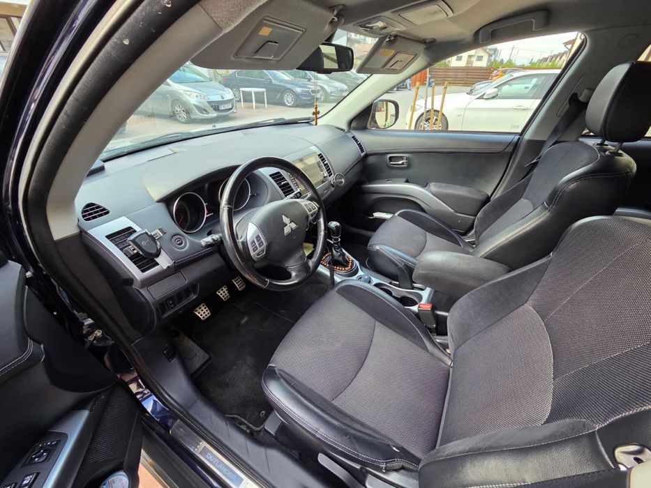 Mitsubishi Outlander propietar 6 ani