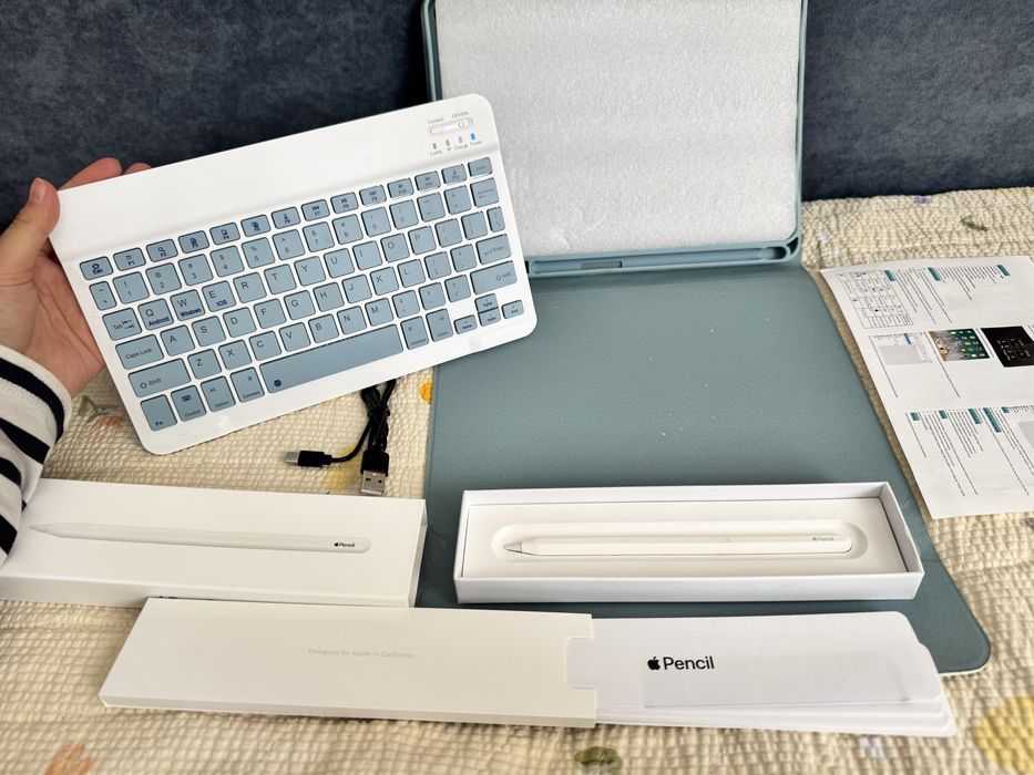 Apple pencil + чехол на Ipad 10.9 дюйм