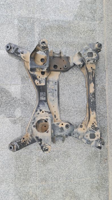 Punte fata cadru motor BMW X3 G01 X4 G02 X DRIVE 4X4 6891262 20D 30D 40D