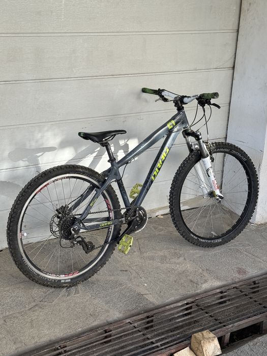 Продавам Drag c1