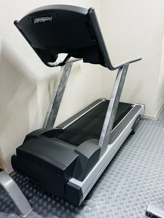 Life fitness Flexdeck бягаща пътека