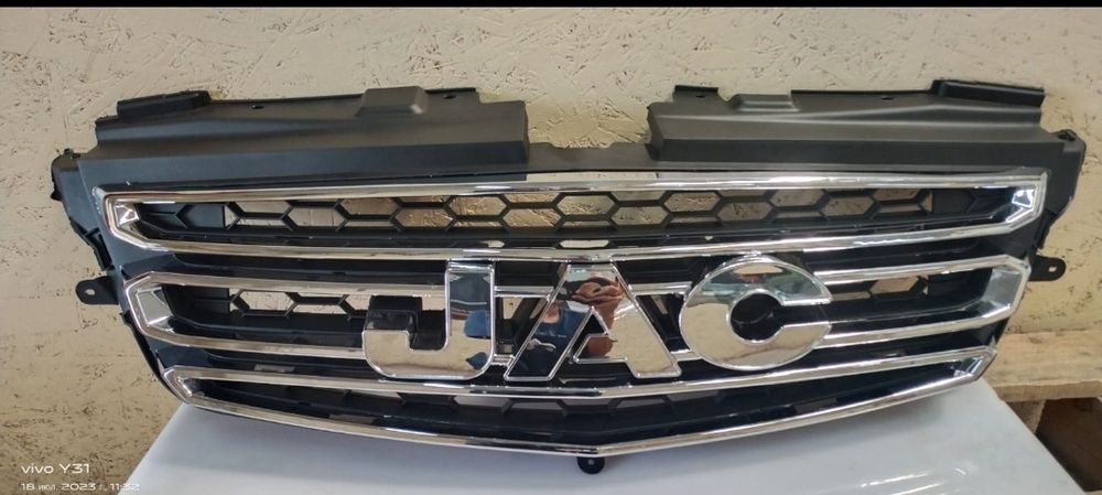 JAC T6 Решетка радиатора