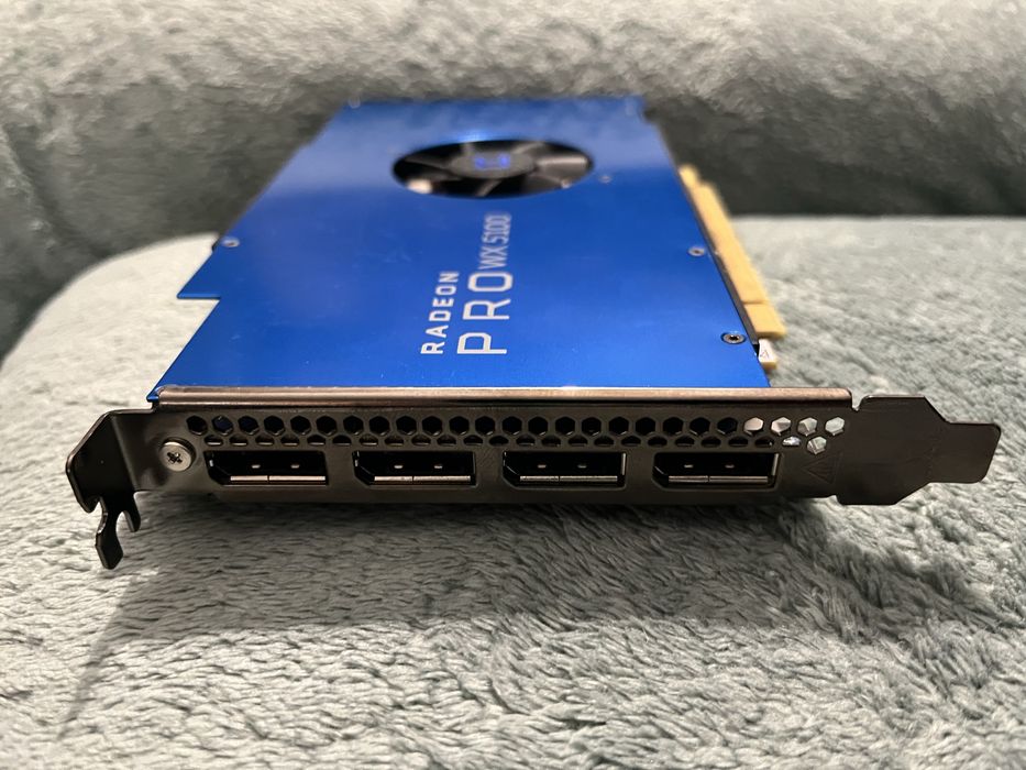Placa video Radeon Pro