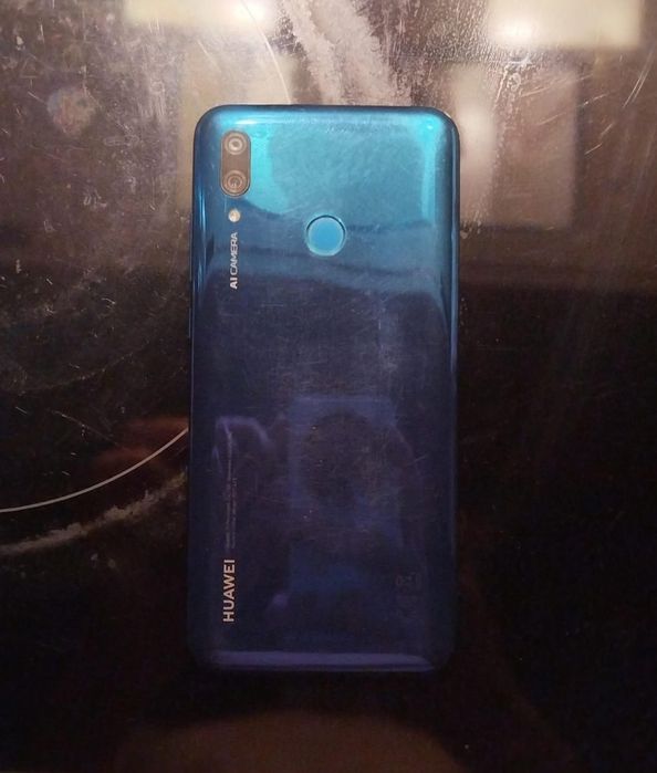 Huawei Y7 (2019)