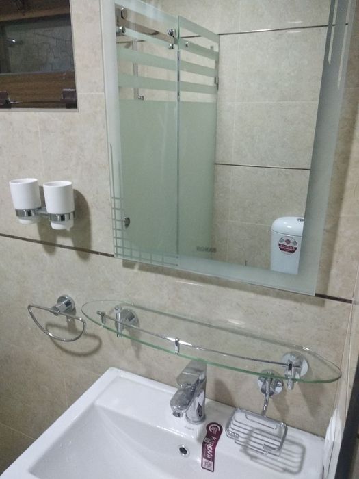 Установка фильтров для воды и люстры и  двери и аксессуары для ванной