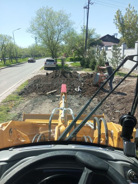 Вывоз мусор ЗИЛ, погрузчик