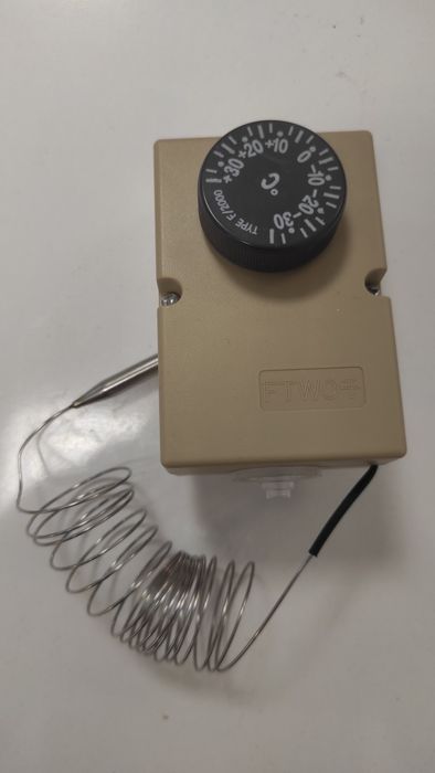 Термостат и нагревател за климатик