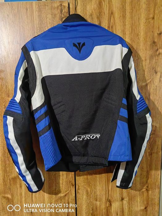 Продавам мото яке