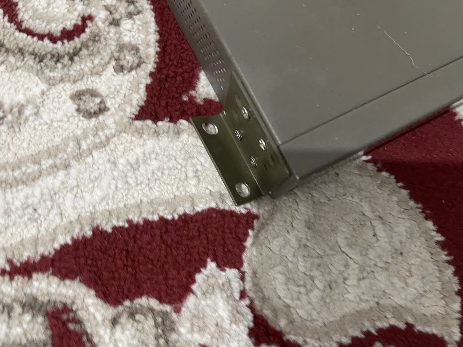 Продам TP-Link 24-портовый Gigabit Switch