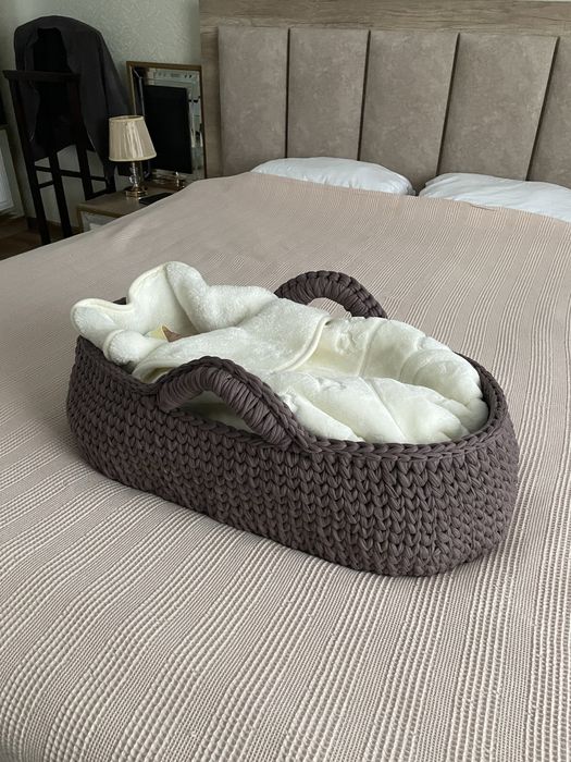 Детская люлька из трикотажной пряжи