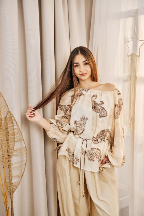 Летний костюм брючный