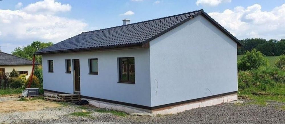 Firma profesionista cu experienta, vindem si facem la comanda case mod