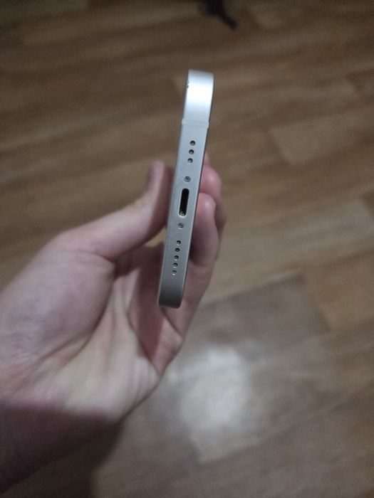 Iphone 12 64 гб в хорошем состоянии