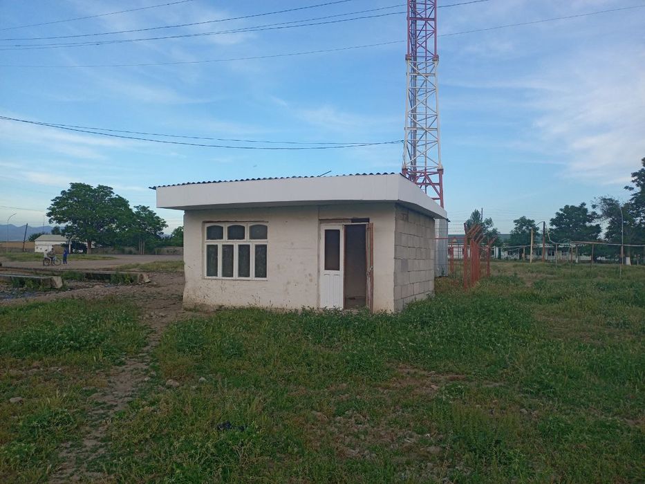 Noturar joy sotiladi