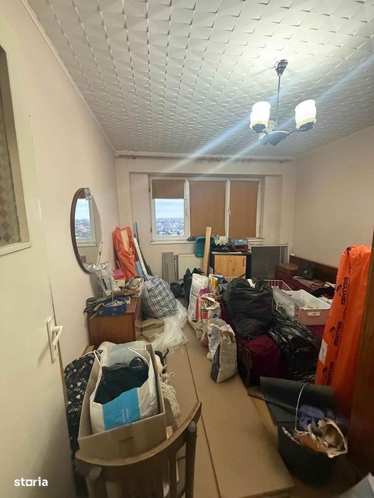 De vânzare apartament 3 camere decomandat 65 mp