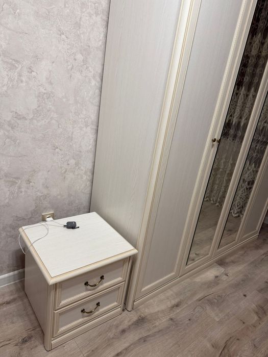 Спальний гарнитур