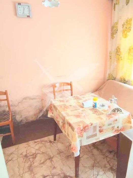 Етаж от къща в Карнобат 63141