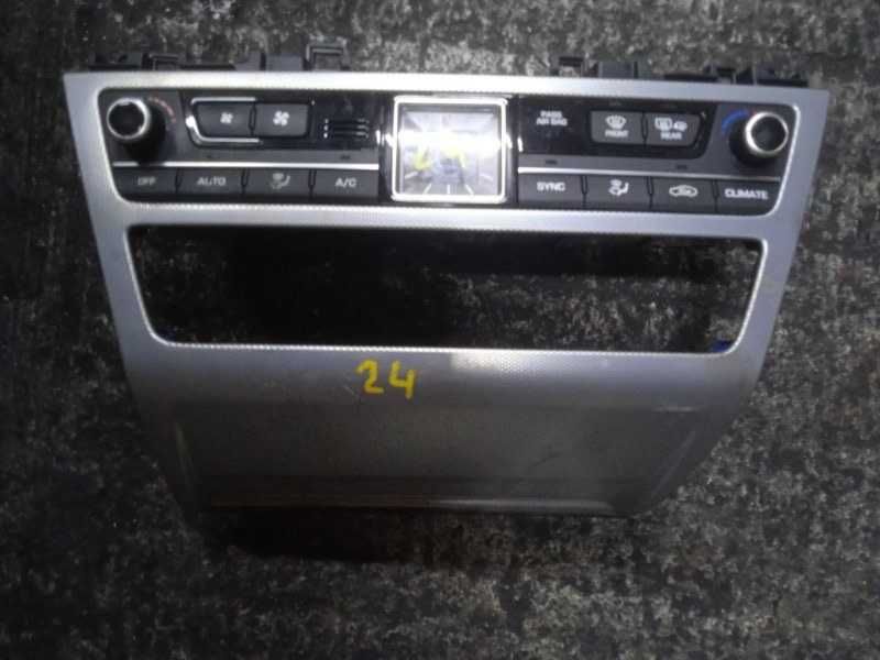 Панель управления климатом Genesis G80 2016