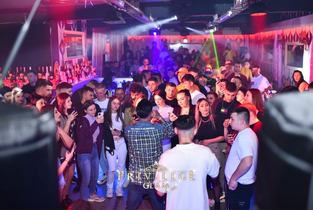 Afacere la cheie /Afacere de vânzare club