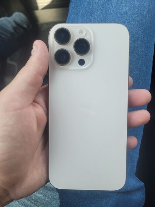 Iphone 16 pro maks simkarta