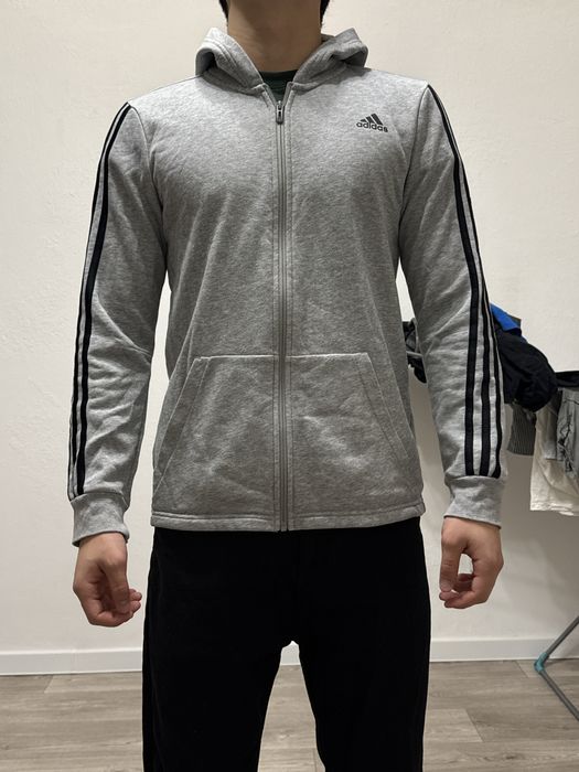 Продам спортивку