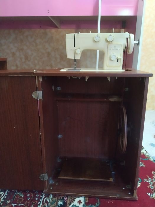 Chayka mashinka142 sotiladi