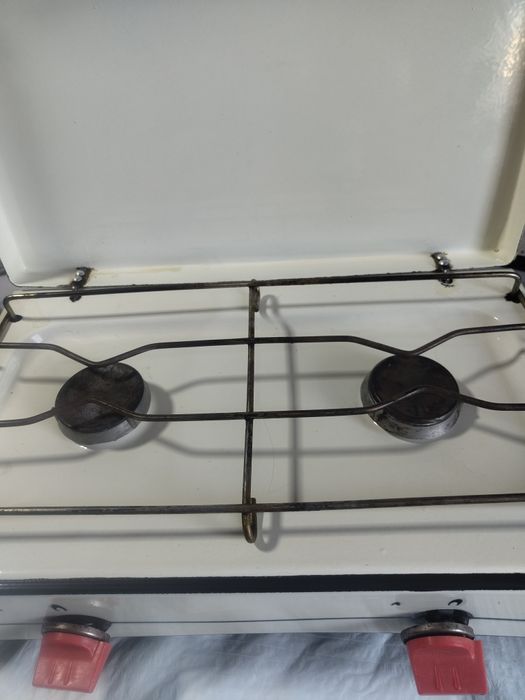 Продам передвижной газ плиту