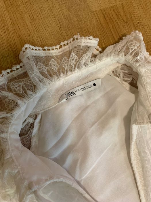 Дантелена рокля Zara