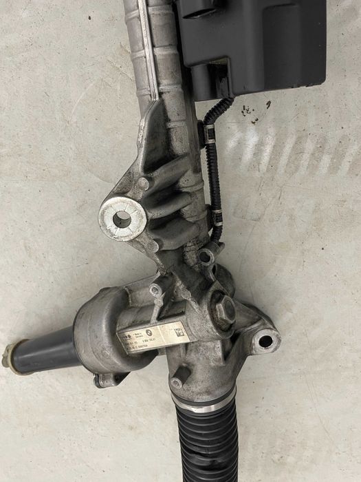 BMW F10 F01 F02 F06 F13 кормилна рейка 6858135