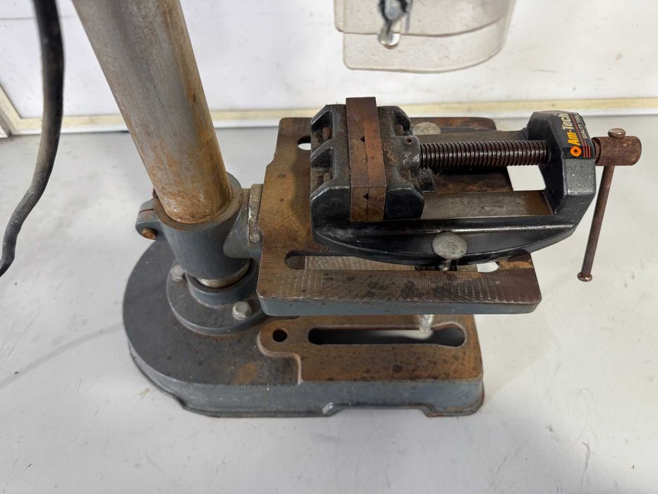 Настолна бормашина - PRO 350 W / 13mm