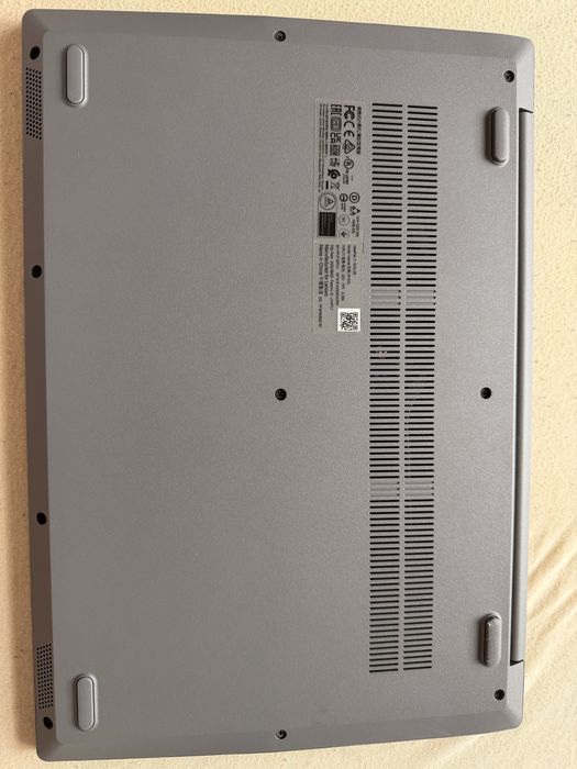 Vand laptop lenovo