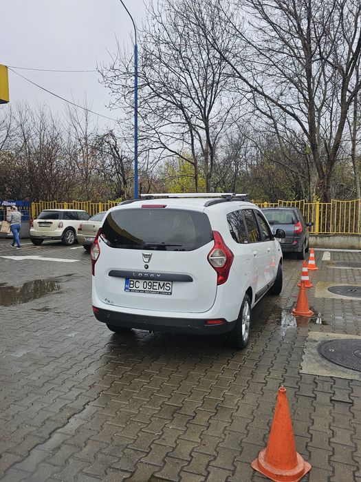 Dacia Lodgy 1.2 TCe GPL, 5 locuri, pilot automat
