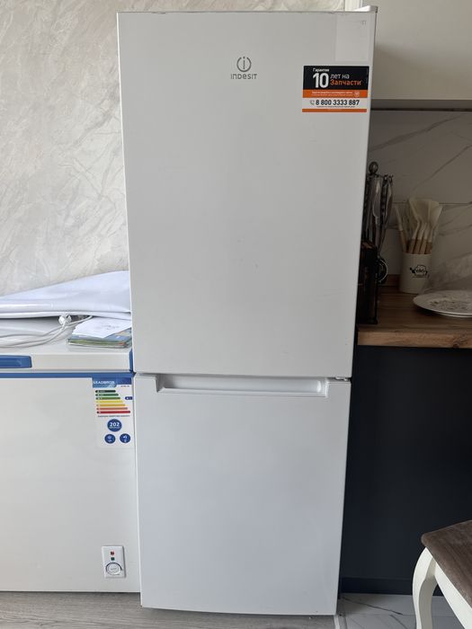 Холодильник компактный