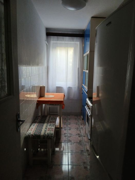 Apartament de închiriat zona bou rosu Calea romanilor etaj 3/4 — fotografia 1