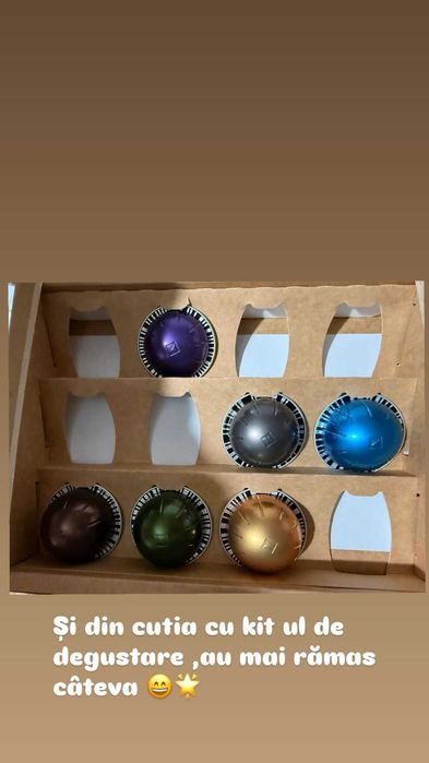 Aparat de cafea NESPRESSO