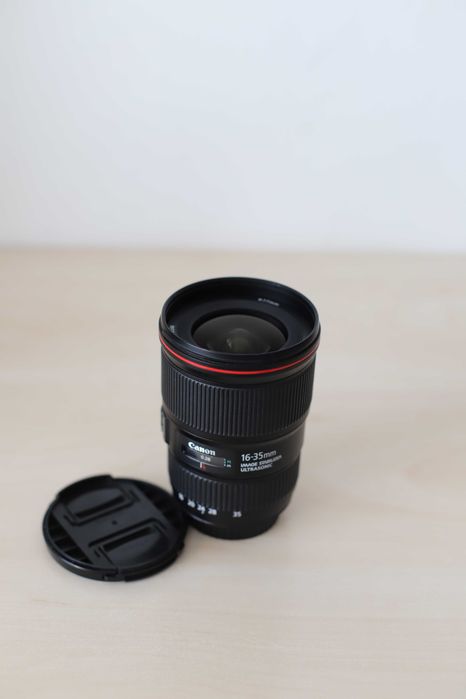 Obiectiv Canon EF 16-35mm F4 L IS USM