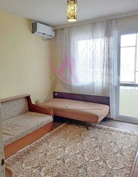 Дава се под наем Двустаен апартамент в Варна, Чайка - 45 кв.м за 307 € - Снимка #1