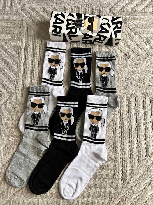 Ароматизирани чорапи в кутия.