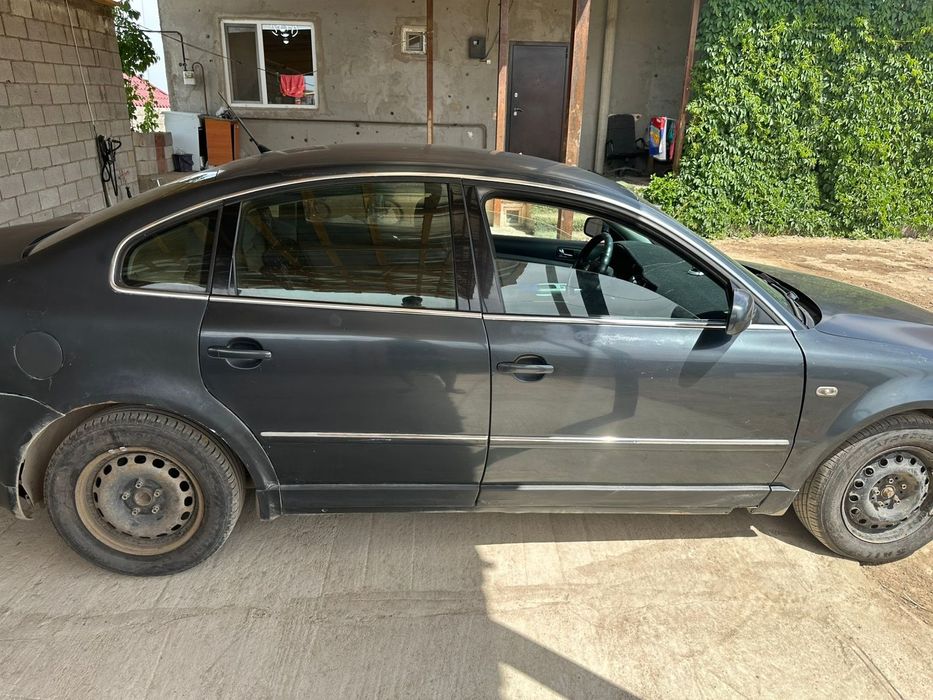 Машина хорошая ишё едет