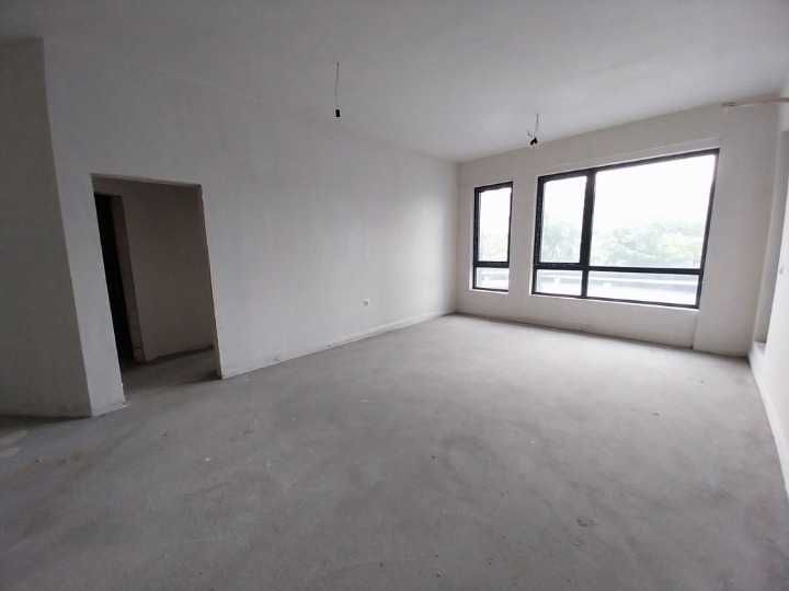 Продава се Тристаен апартамент в Пловдив, Младежки Хълм - 129 кв.м за 890 €/кв.м - Снимка #1