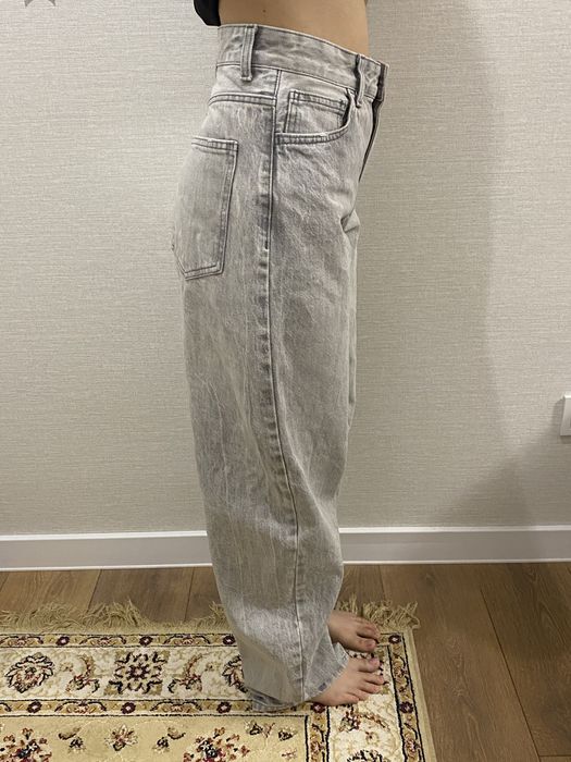 Джинсы от Bershka. Б/у надевала 2 раза.