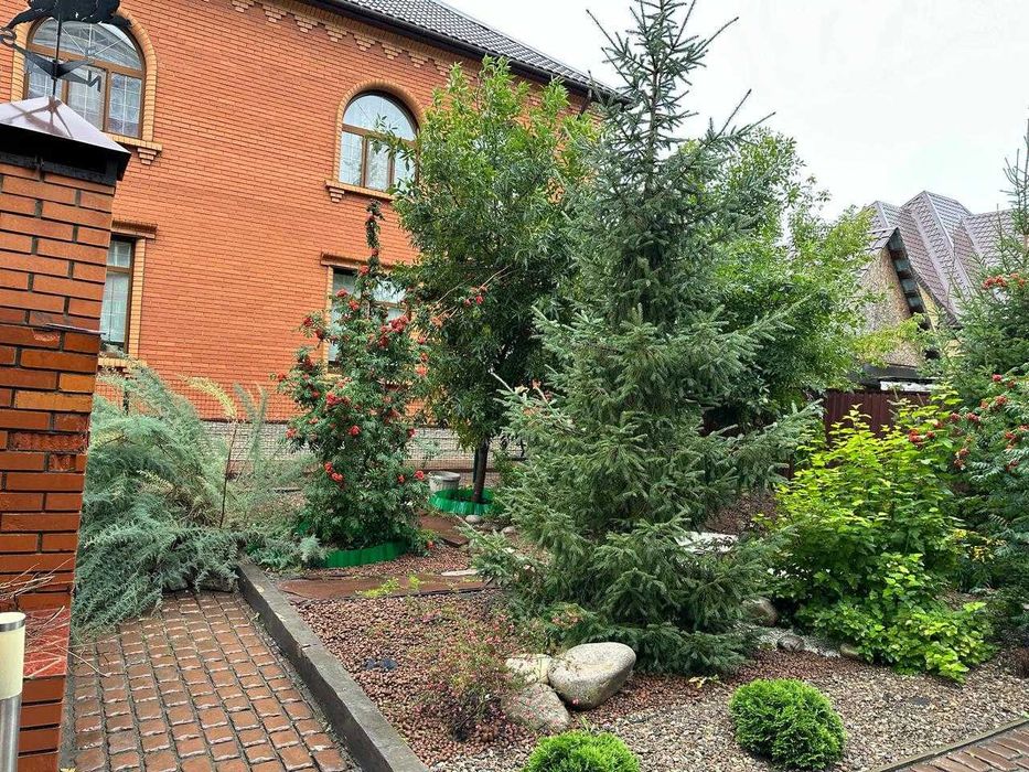 Продам коттедж со всеми коммуникациями