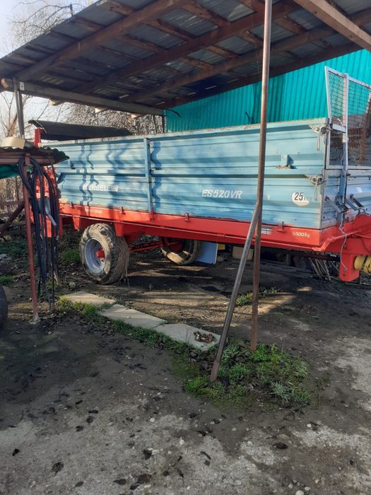 Mig de gunoi,remorca de imprastiat balegar 5.5tone Mengele