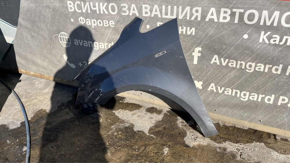 десен и ляв калник VW Touran 2015-