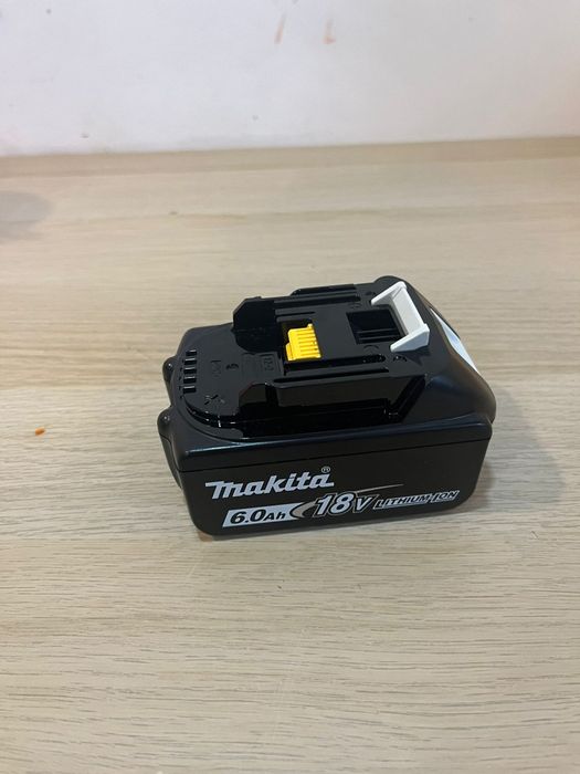 Freza Makita DRT50Z brushlessi lanterna Makita DML802/ Acumulator  6Ah