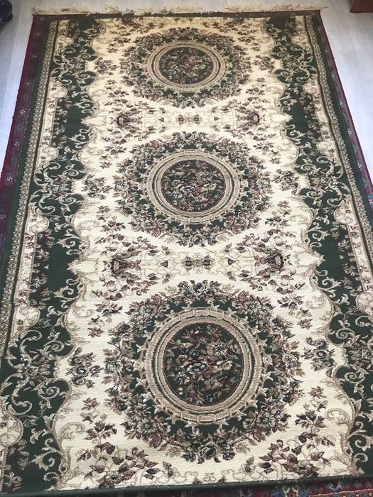 Продаю ковёр 2×3 м